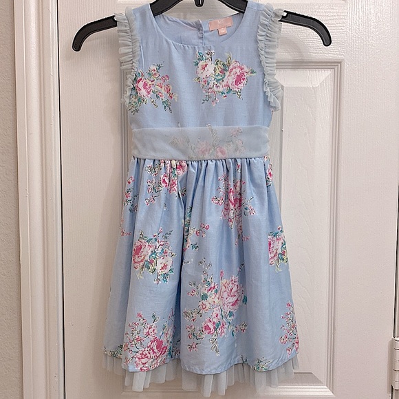 mila & emma Other - Mila & Emma Floral dress